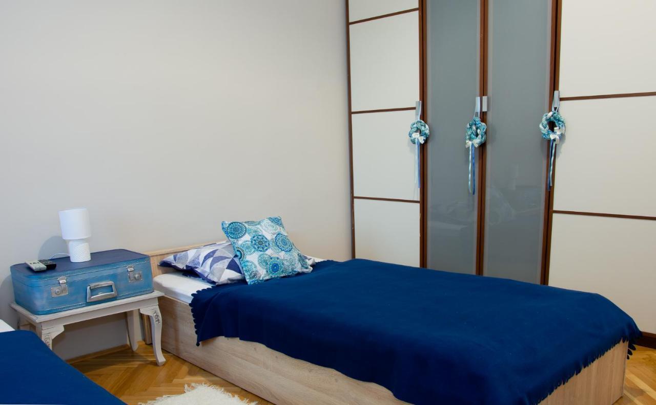 شقة Ekszerdoboz Apartman إغير المظهر الخارجي الصورة
